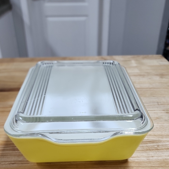 Vintage Pyrex Primary Kitchen  Glass Storage Container Set - Picture 8 of 16